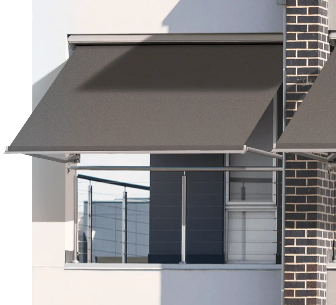 Anthrazitfarbenes Terrassendach für den Balkon